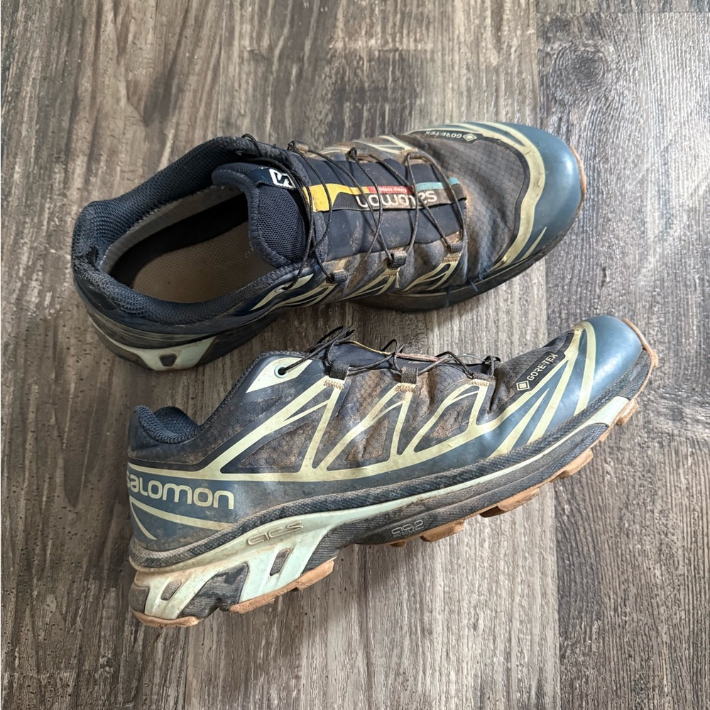 Salomon Men's Trail Gortex Shoes - Navy Blue with Light Green Accents